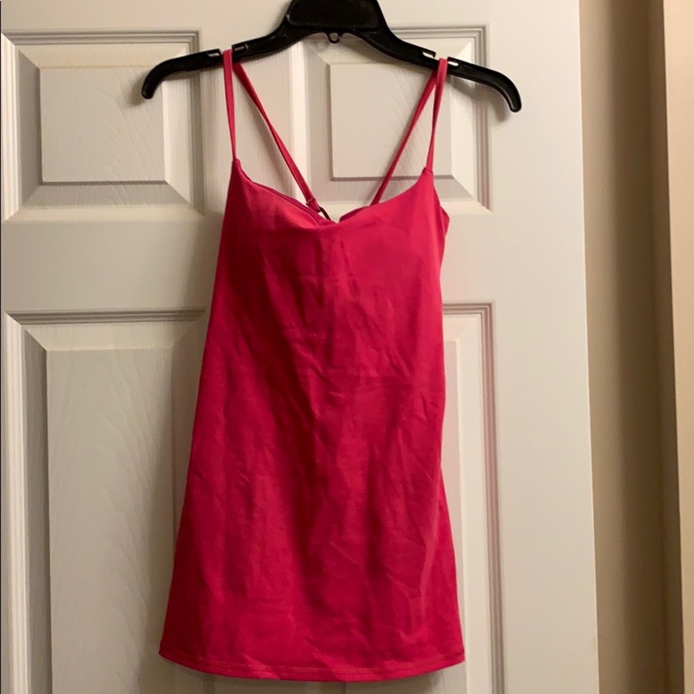 Lululemon tank